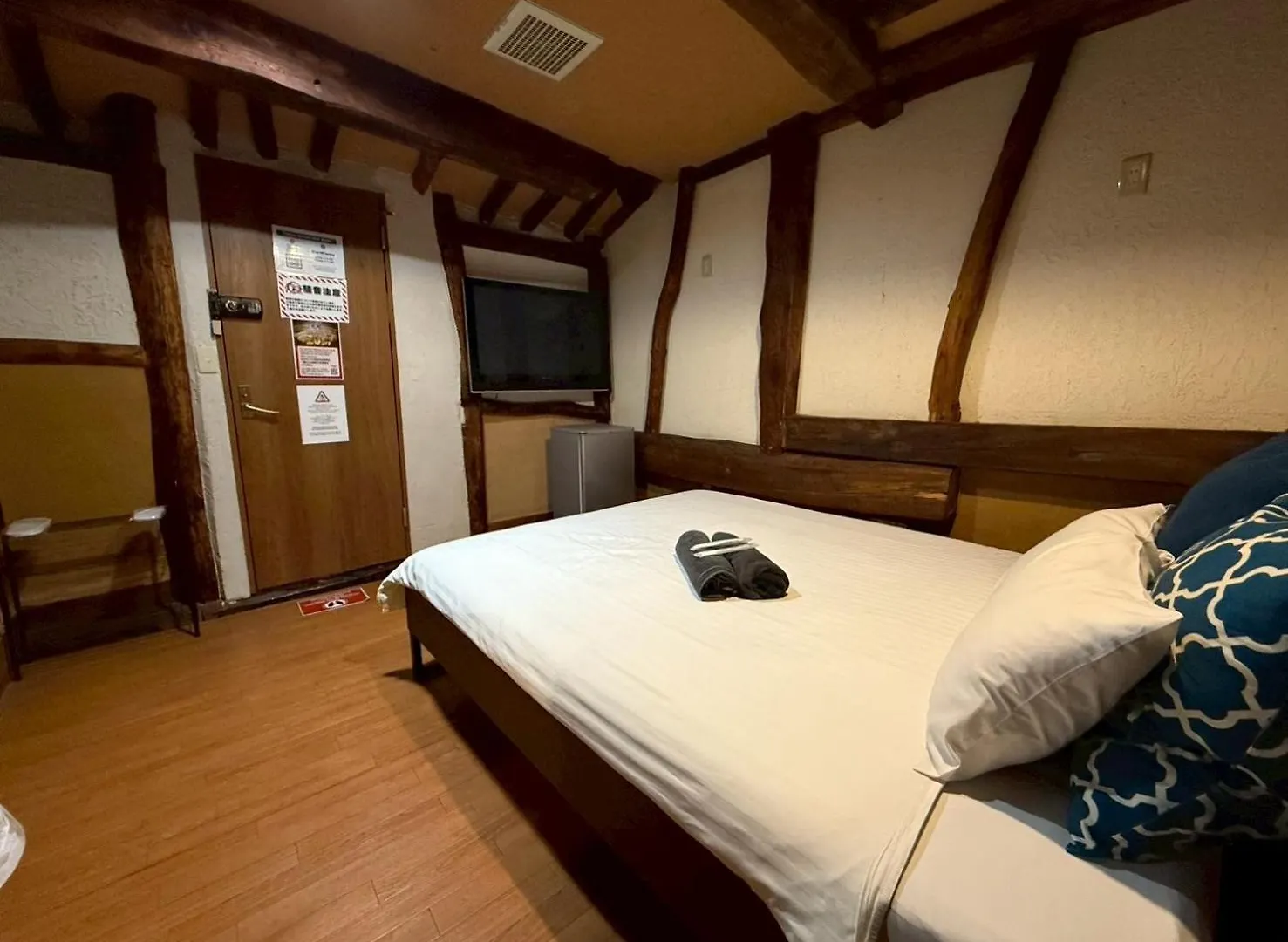Tokyo House Inn 0*,  Japan
