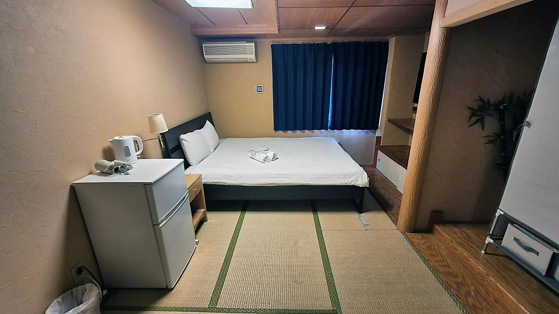 Hostel Tokyo House Inn