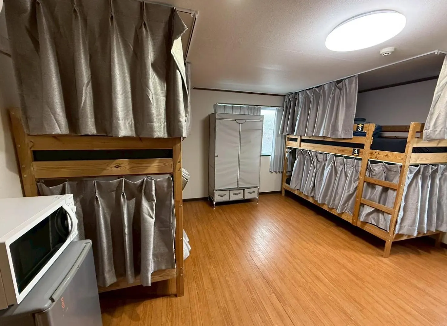 Hostel Tokyo House Inn