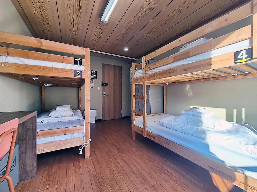 Hostel Tokyo House Inn