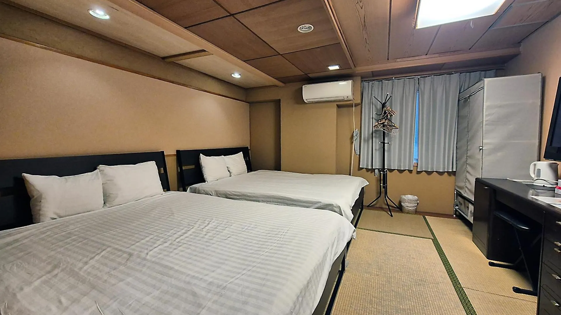 Tokyo House Inn Hostel