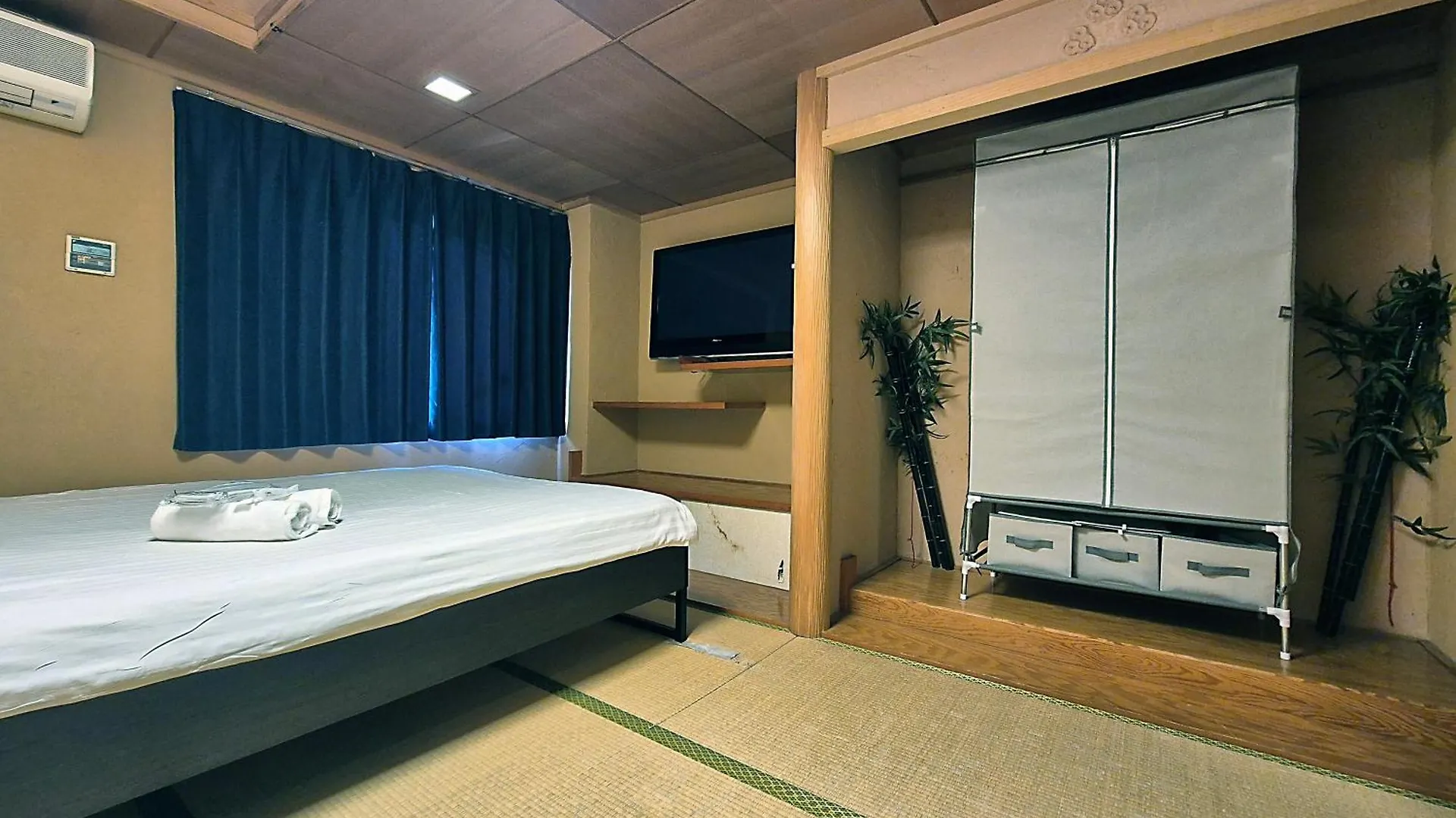 Hostel Tokyo House Inn