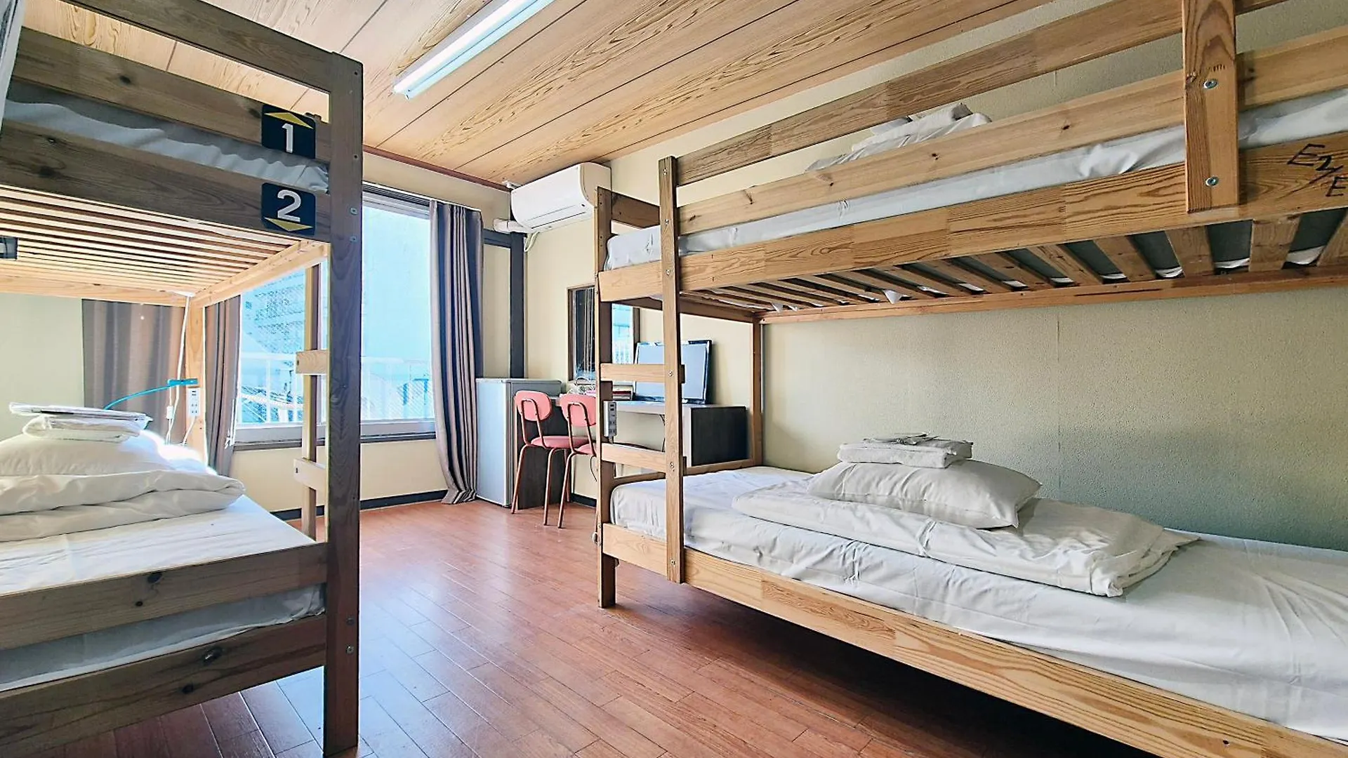 Hostel Tokyo House Inn Japan