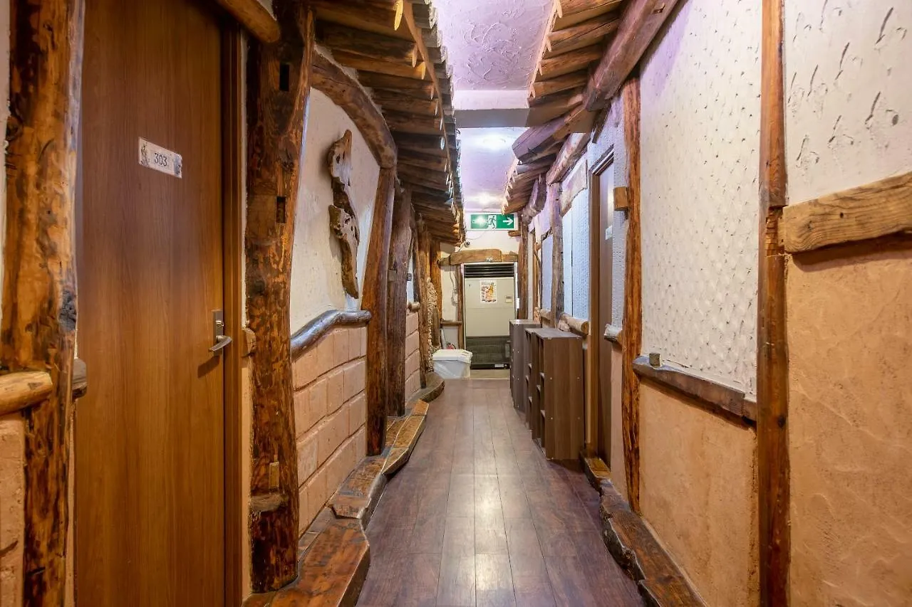 Tokyo House Inn Japón
